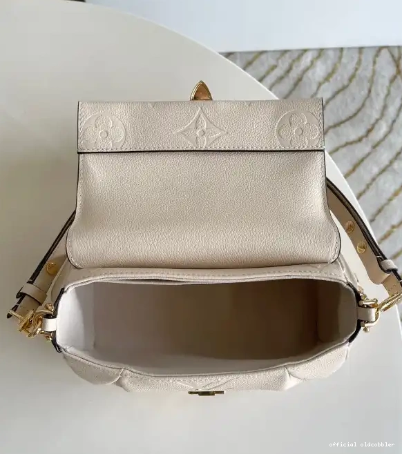 Official oldcobbler LOUIS VUITTON FAVORITE 0630